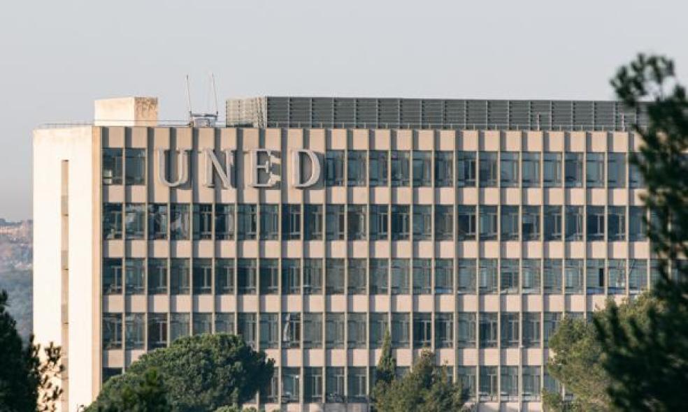 Universidad Nacional de Educación a Distancia (UNED)