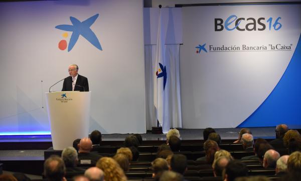 La Obra Social “la Caixa” convoca 227 becas de posgrado